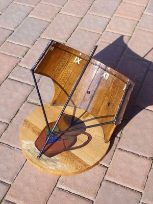 Sončna ura iz stare kadi